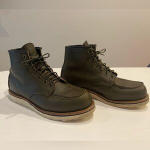 Red Wing 8828 CLASSIC MOC MEN'S 6-INCH BOOT IN ALPINE PORTAGE LEATHER